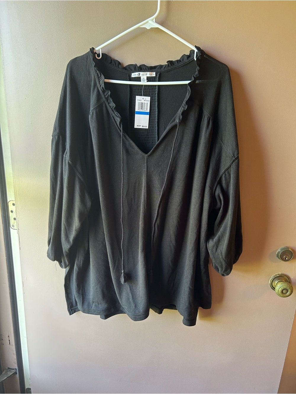 Women’s Seven Long Sleeve Top size: 1x NWT